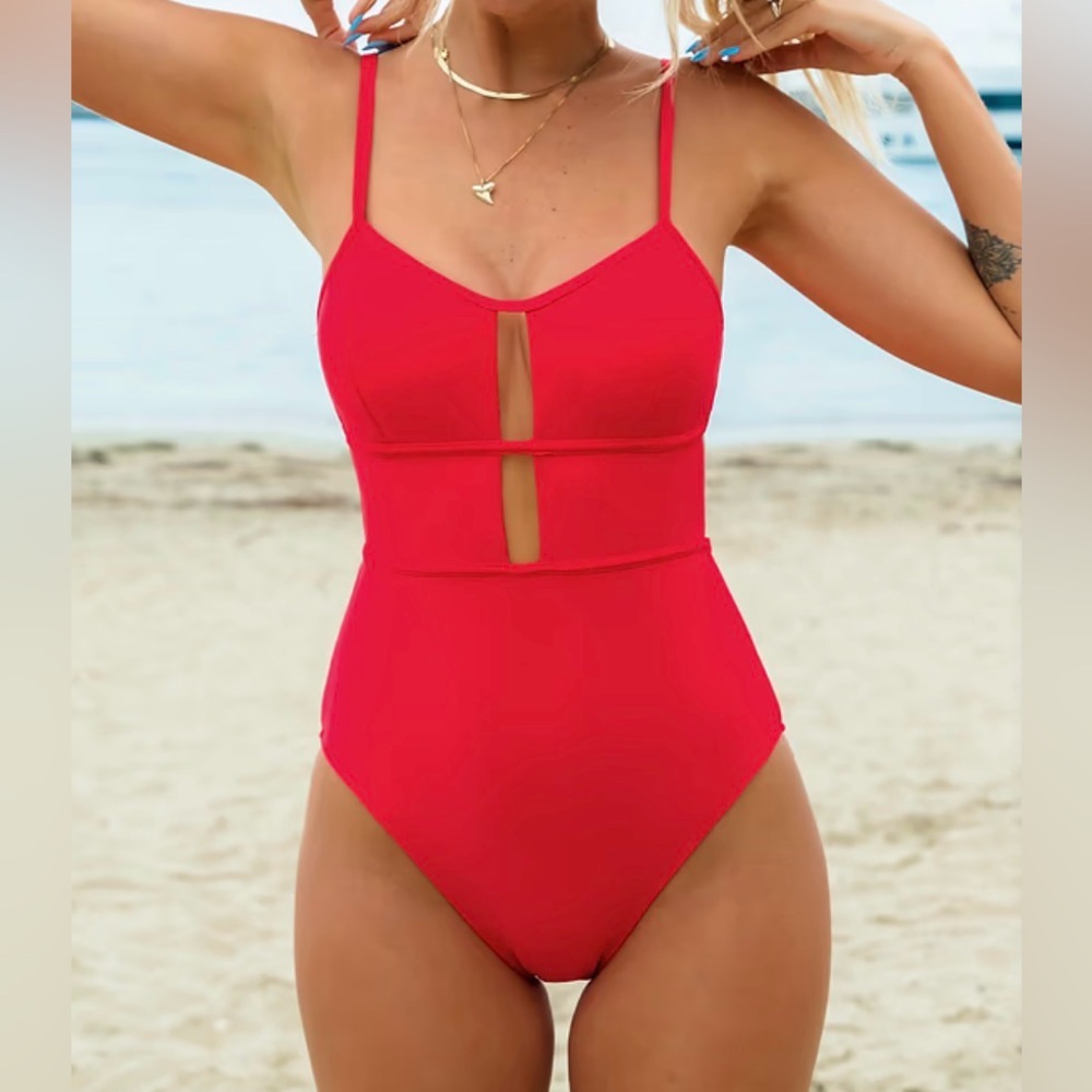 NWT Cupshe Women’s One Piece Tie Back Red Swimsuit / Large